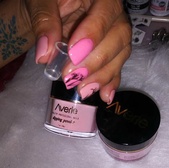 Essie Accessories - Loving my New UV Lamp